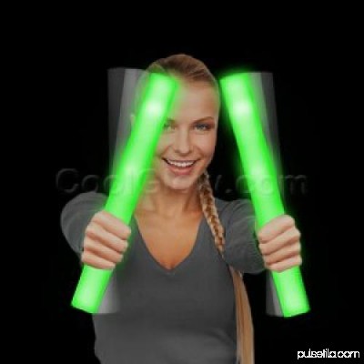 Fun Central G29 LED Light Up Foam Stick Baton Supreme - Green